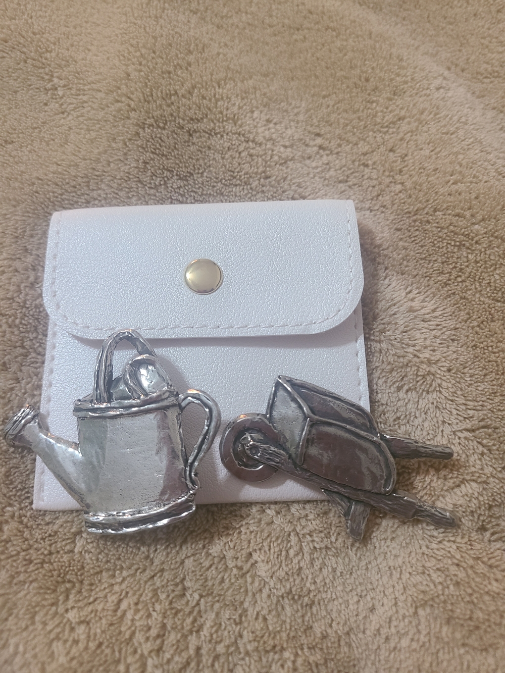 Silver Watering Can and Wheelbarrow Brooch Set - White Pouch